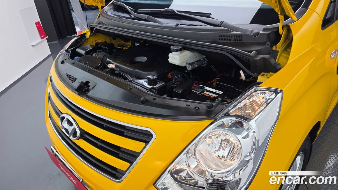 Hyundai Starex 2016