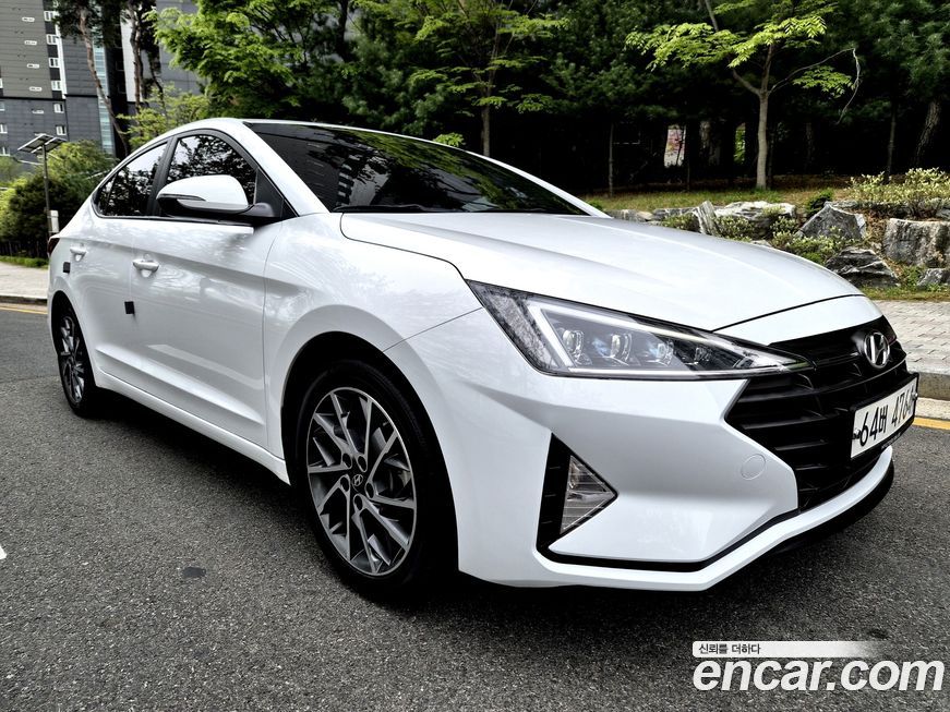Hyundai AVANTE 2019