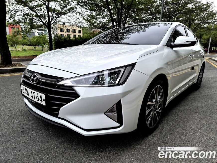 Hyundai AVANTE 2019