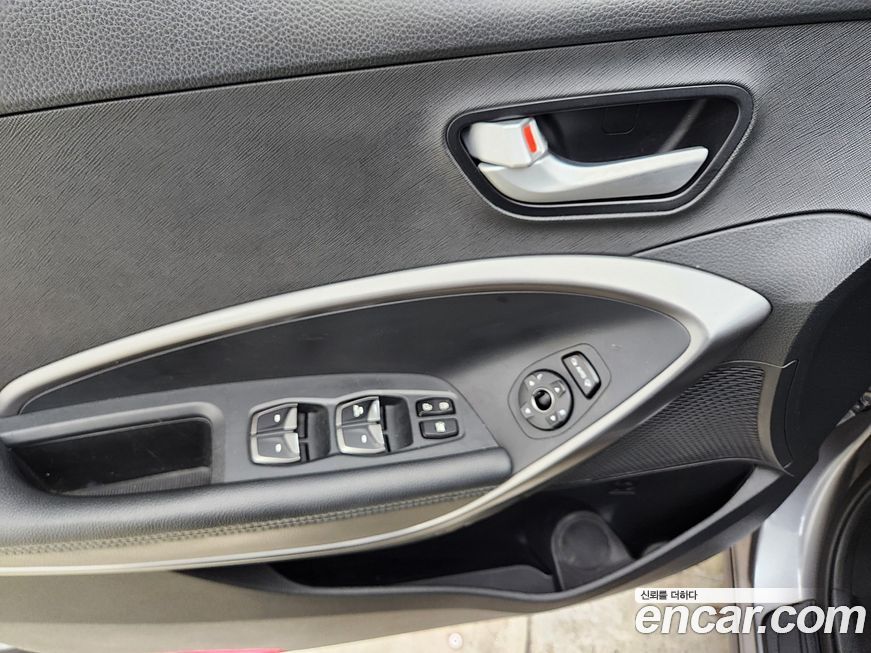 Hyundai Santafe 2016