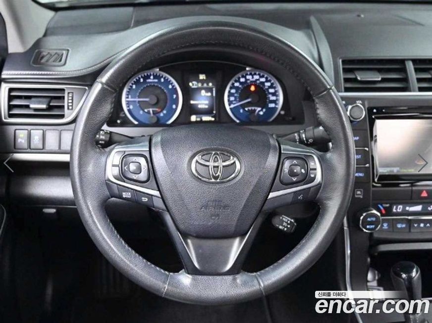 Toyota Camry 2015