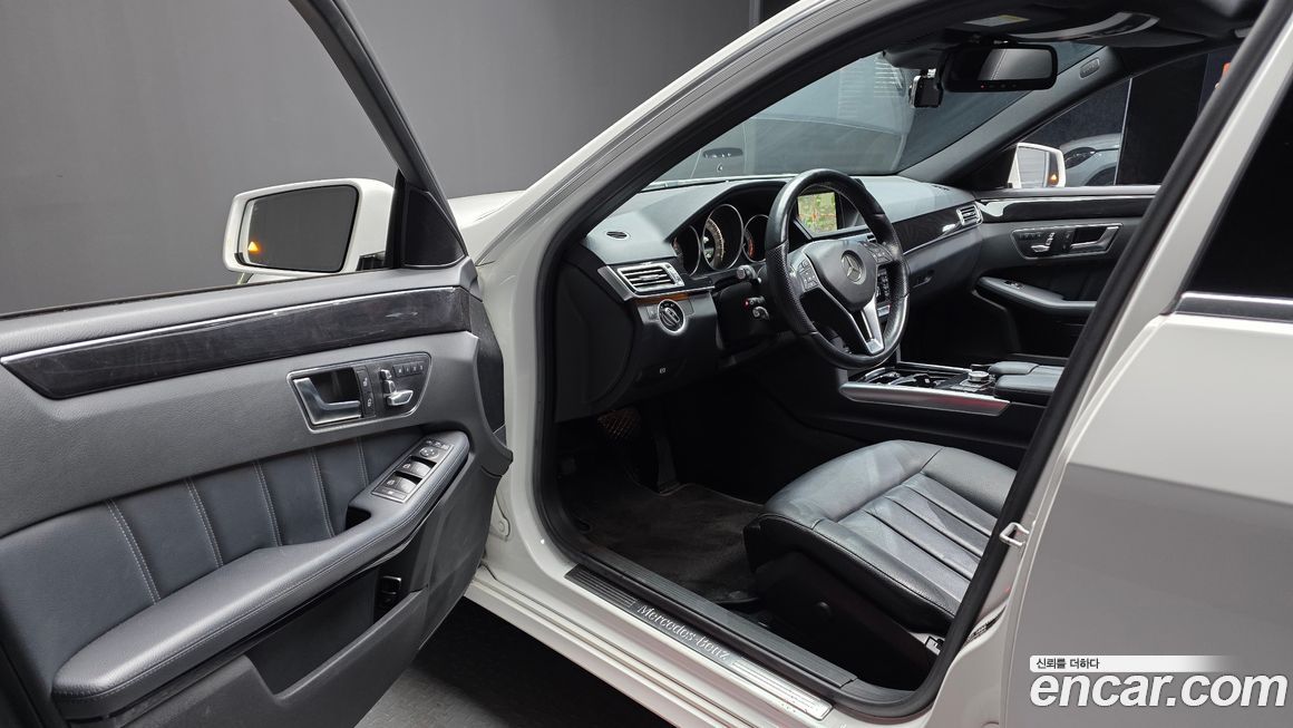 Mercedes-Benz E-Class 2014