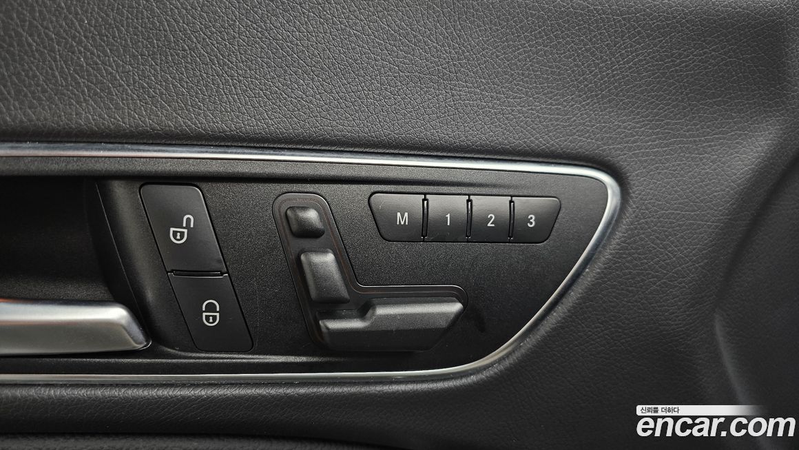 Mercedes-Benz CLA-Class 2015
