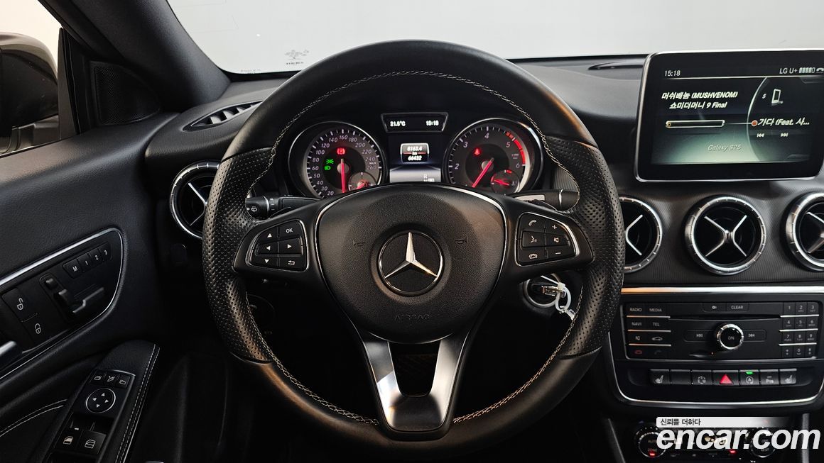 Mercedes-Benz CLA-Class 2015