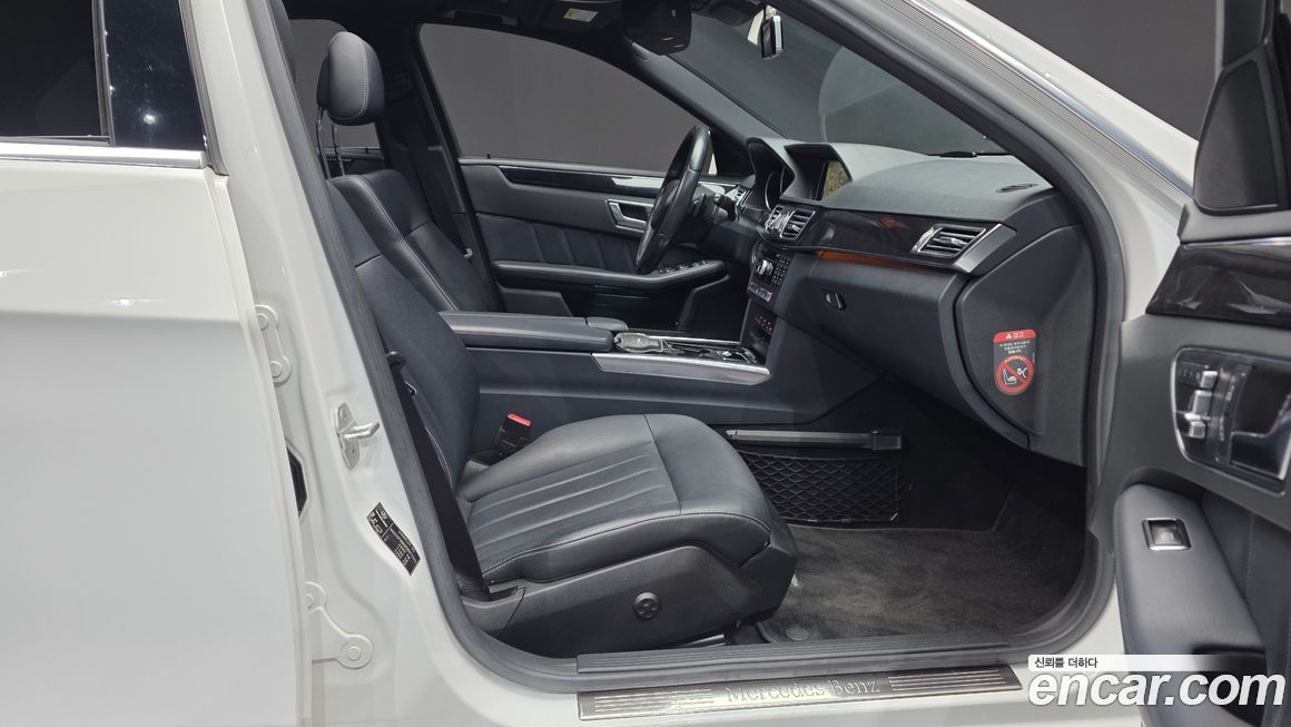 Mercedes-Benz E-Class 2014