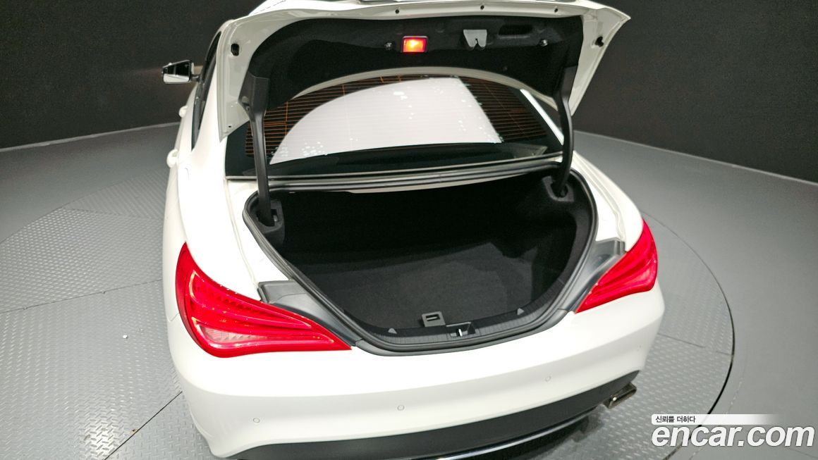 Mercedes-Benz CLA-Class 2016