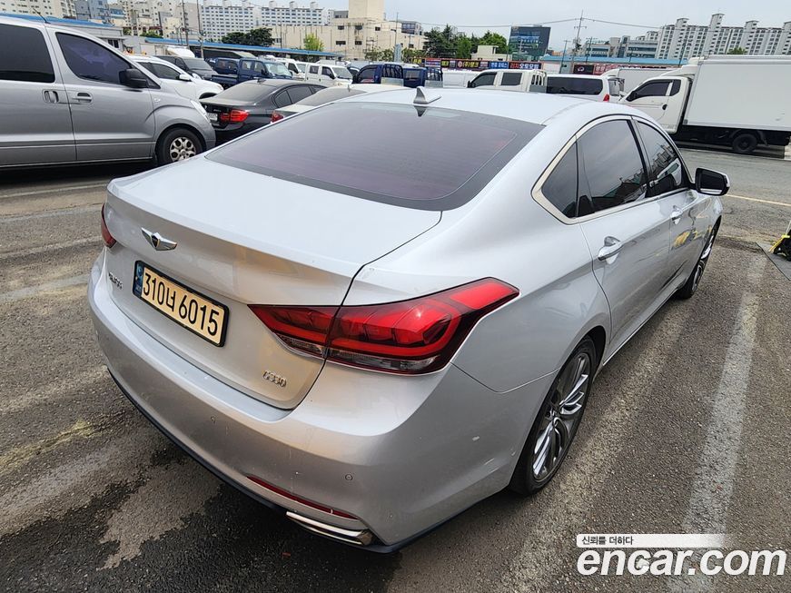 Hyundai Genesis 2016