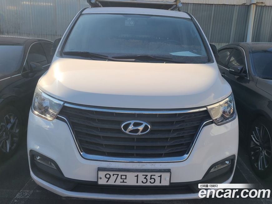 Hyundai Starex 2019