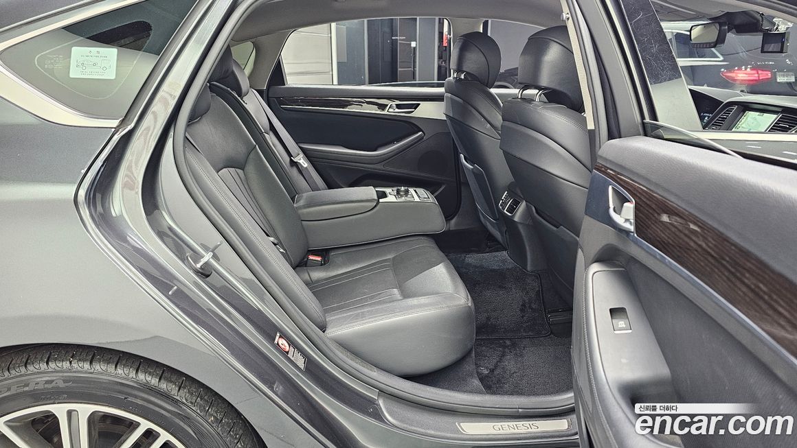 Genesis G80 2018