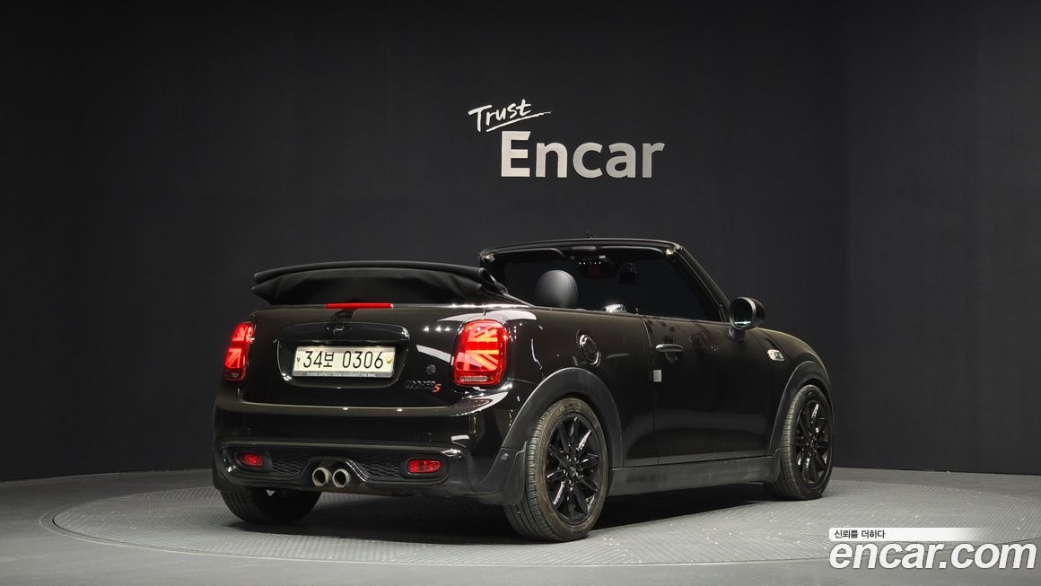 Mini Cooper Convertible 2016