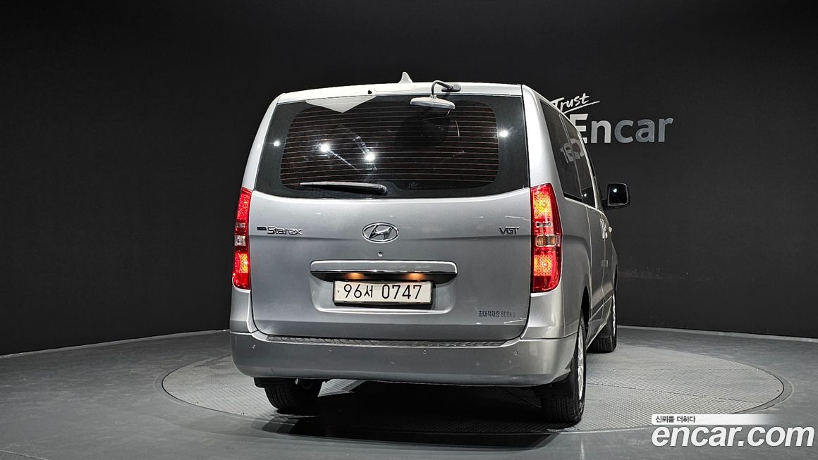 Hyundai Starex 2020
