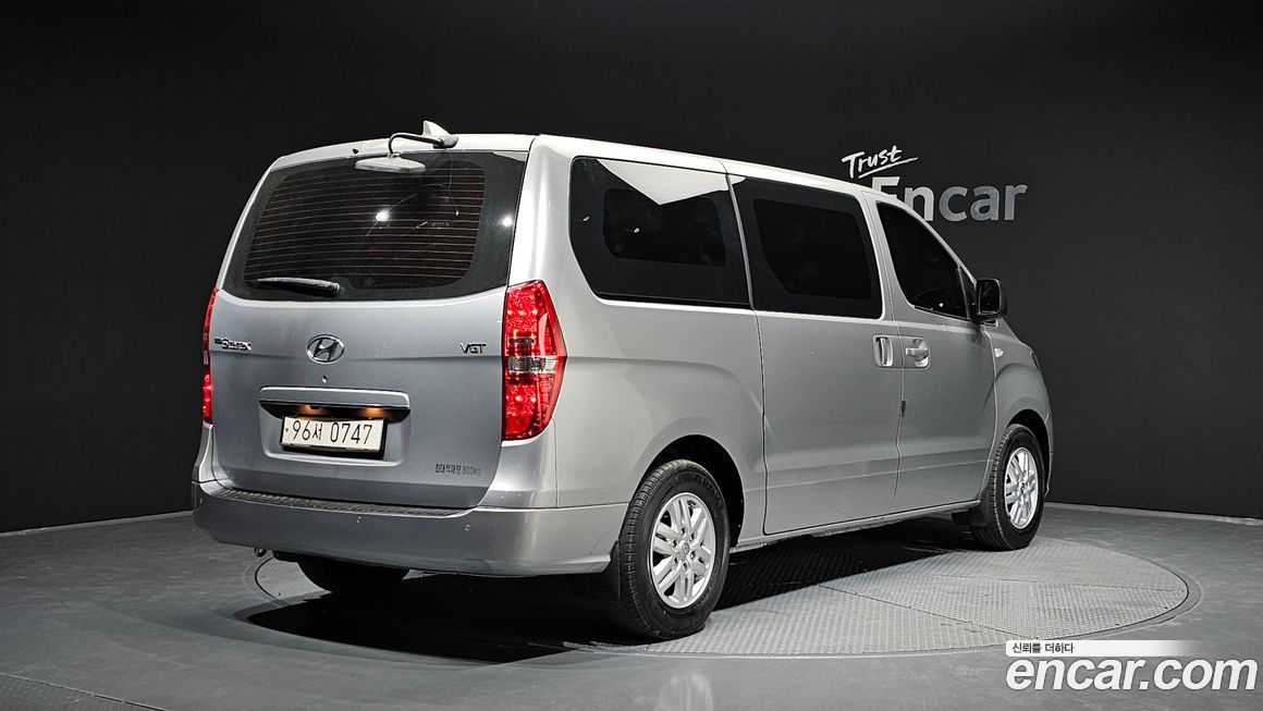 Hyundai Starex 2020
