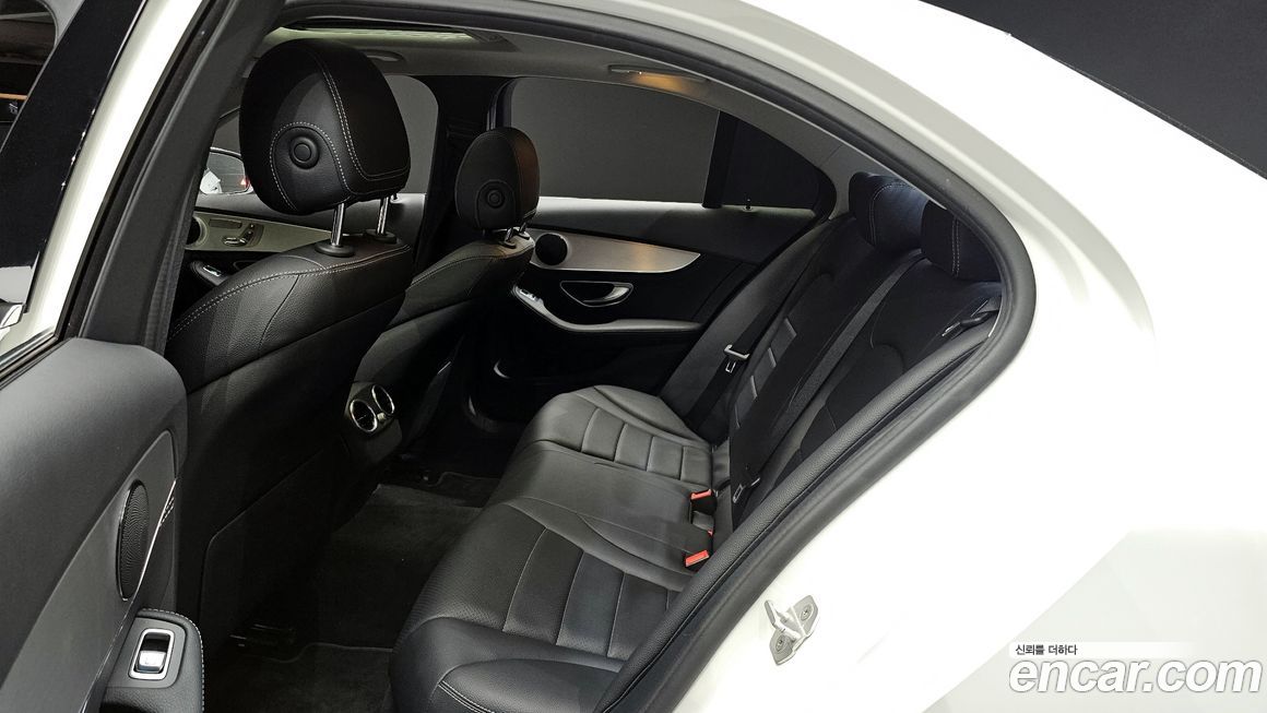 Mercedes-Benz C-Class 2016