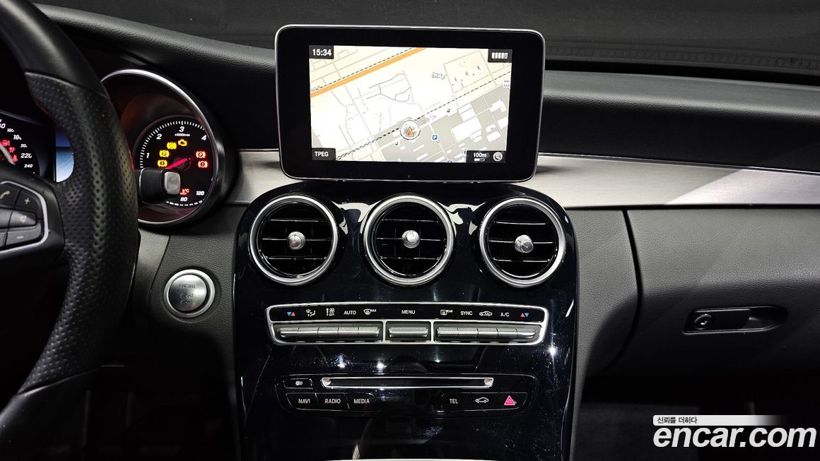 Mercedes-Benz C-Class 2016