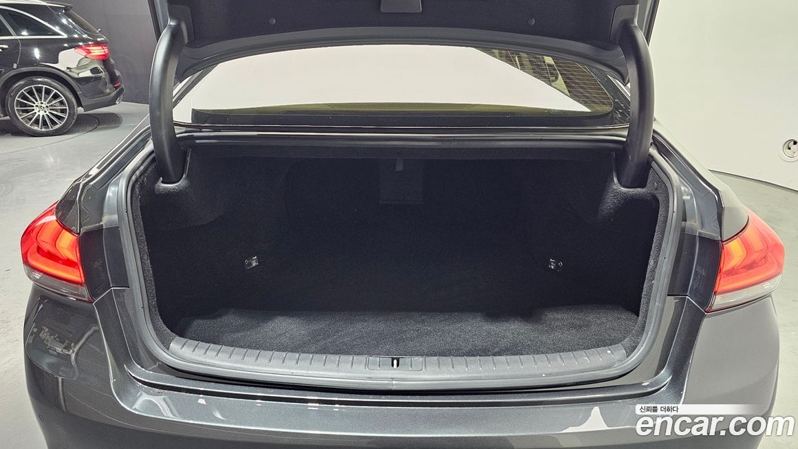 Genesis G80 2018