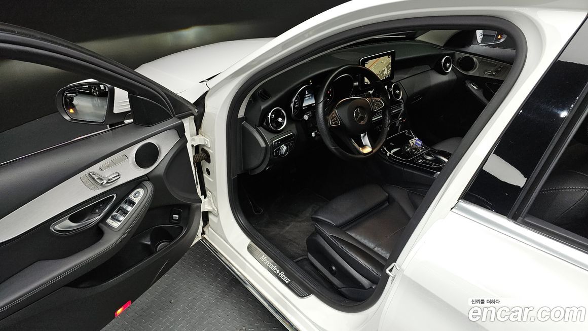Mercedes-Benz C-Class 2016