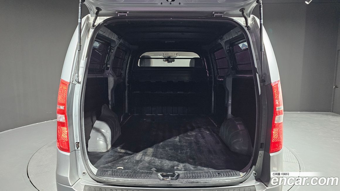 Hyundai Starex 2020