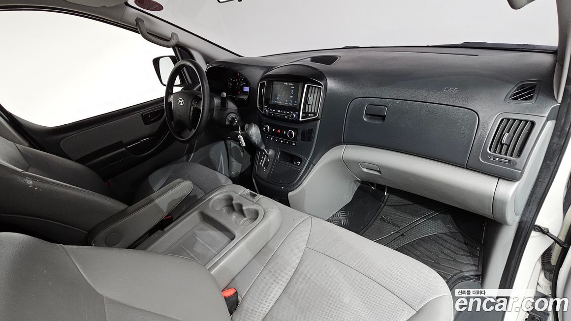 Hyundai Starex 2019