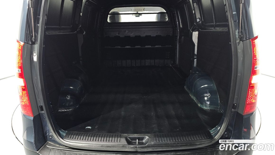 Hyundai Starex 2019