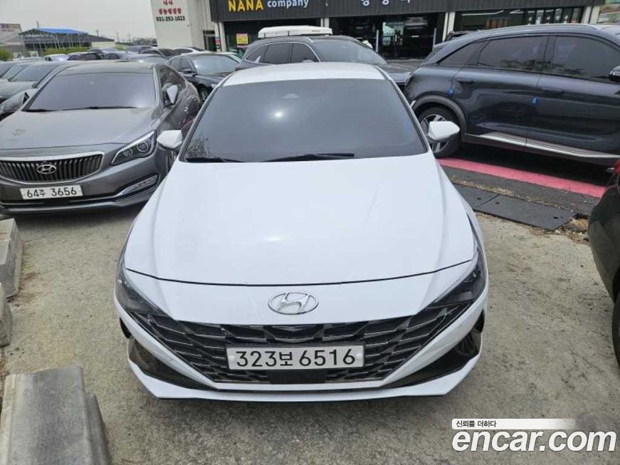 Hyundai AVANTE 2021