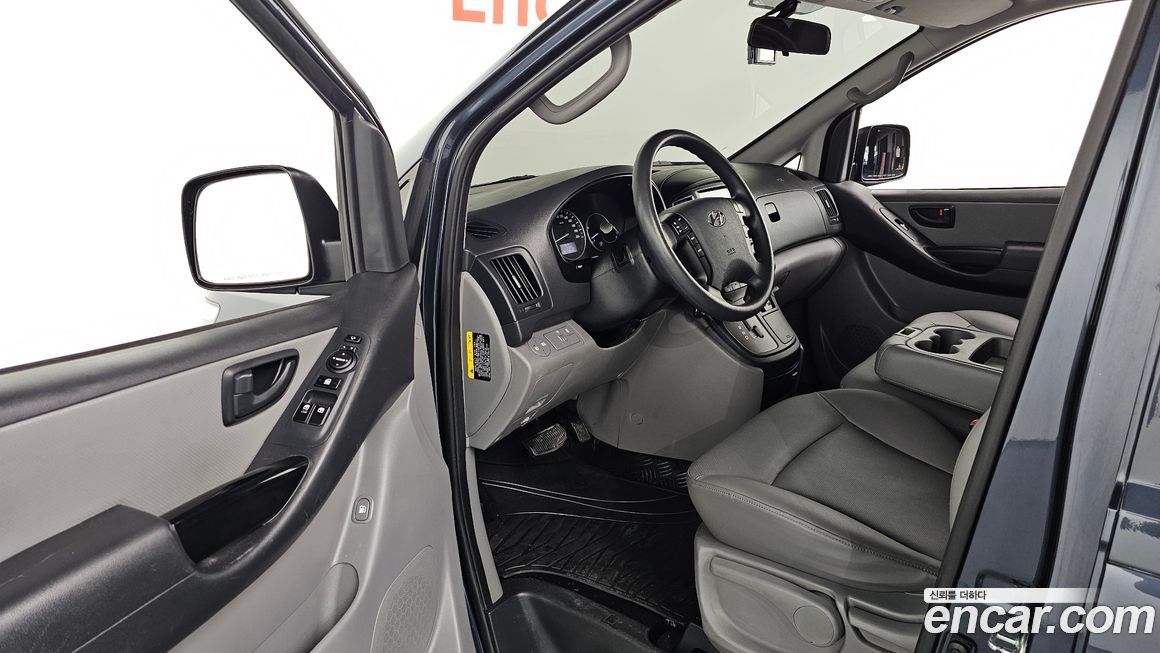 Hyundai Starex 2019
