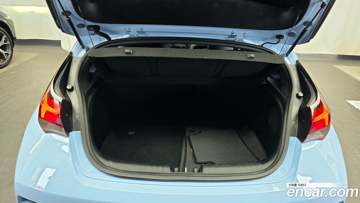 Hyundai Veloster 2019