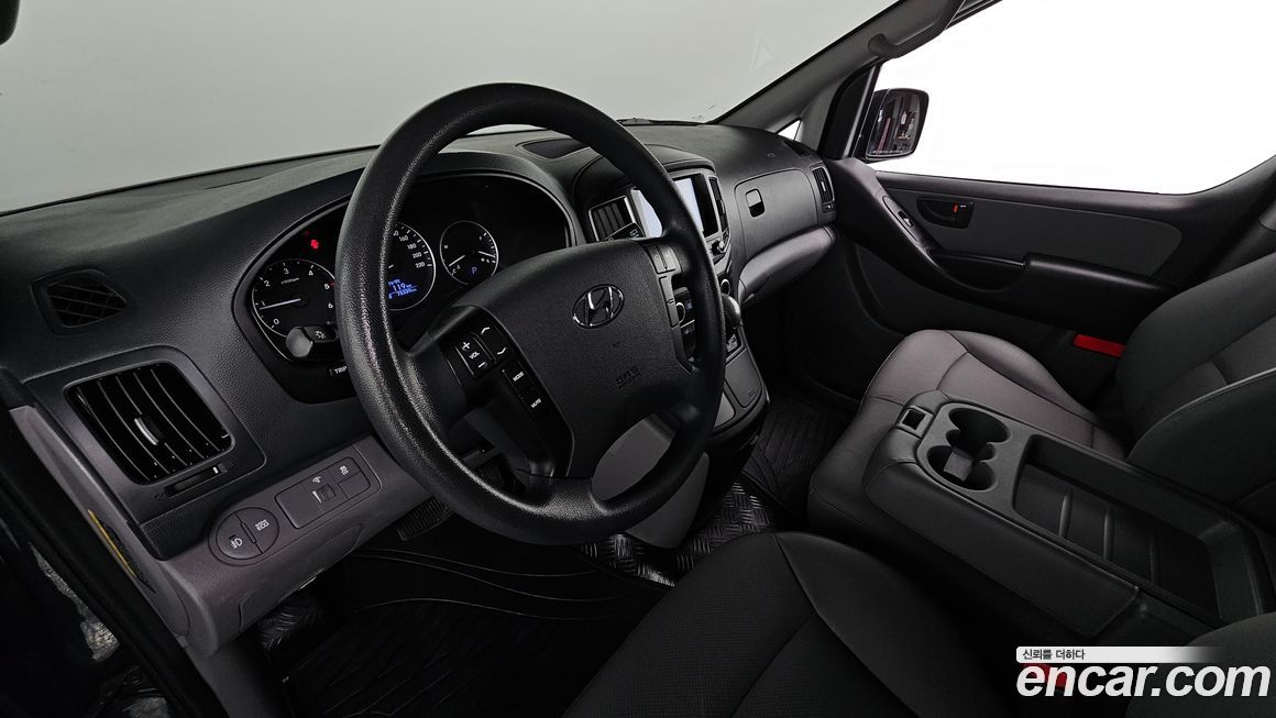 Hyundai Starex 2019