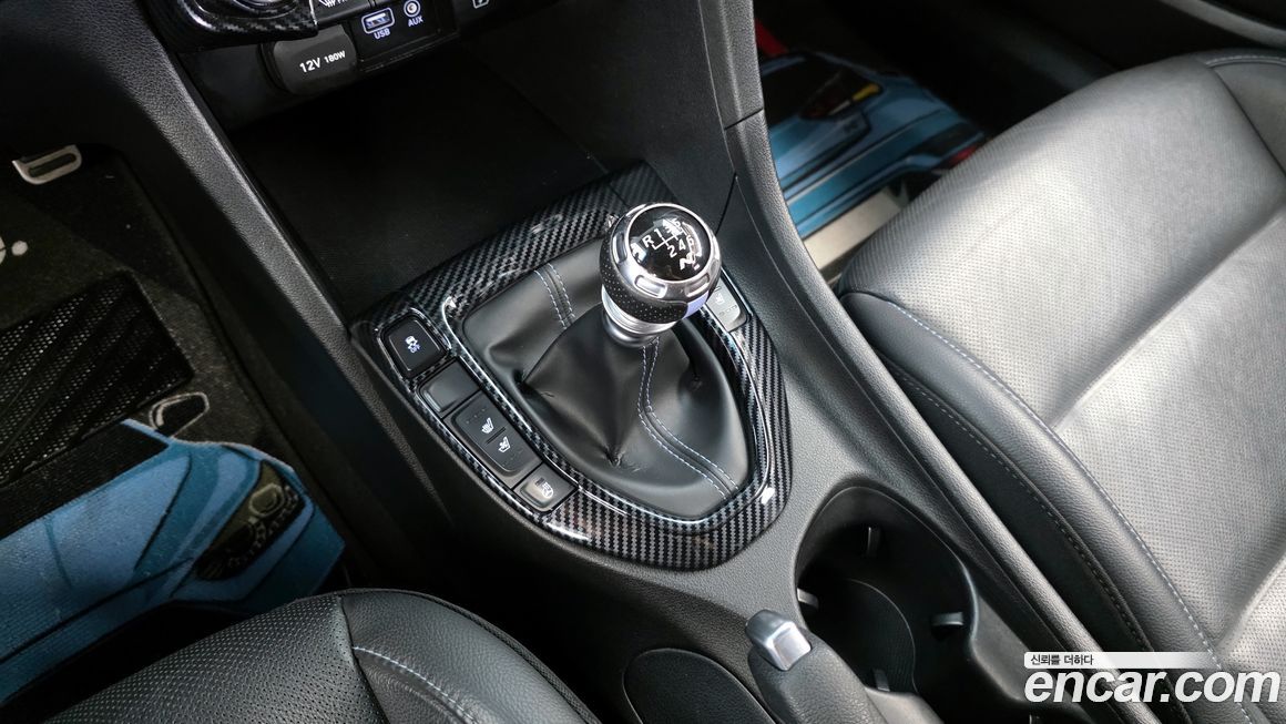 Hyundai Veloster 2019