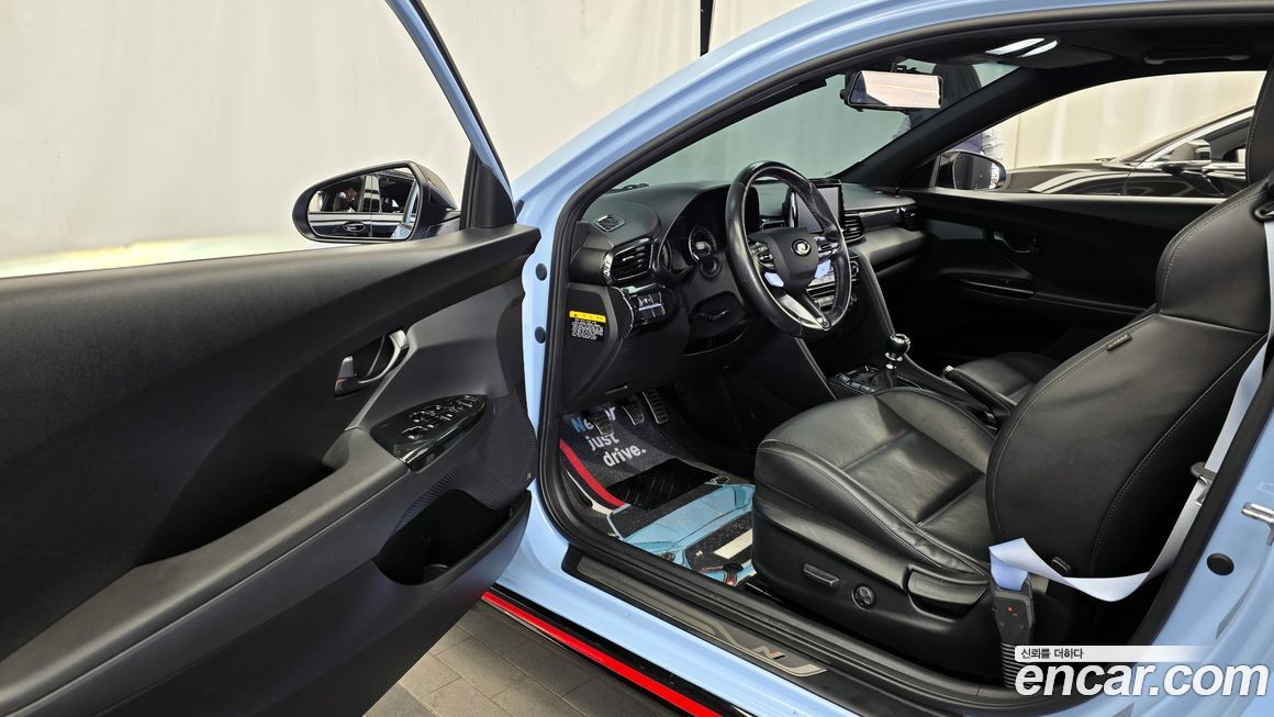 Hyundai Veloster 2019