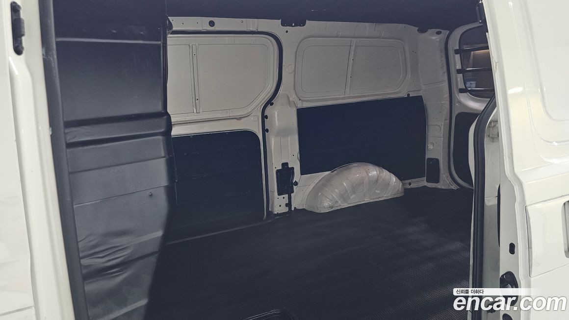 Hyundai Starex 2019