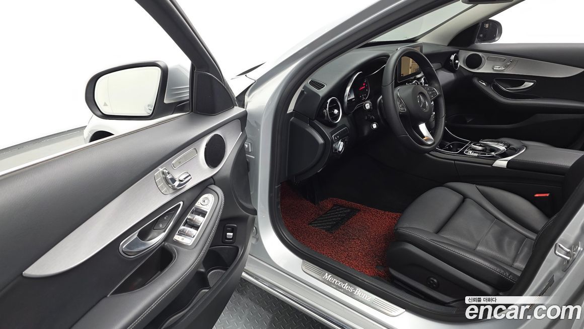 Mercedes-Benz C-Class 2018