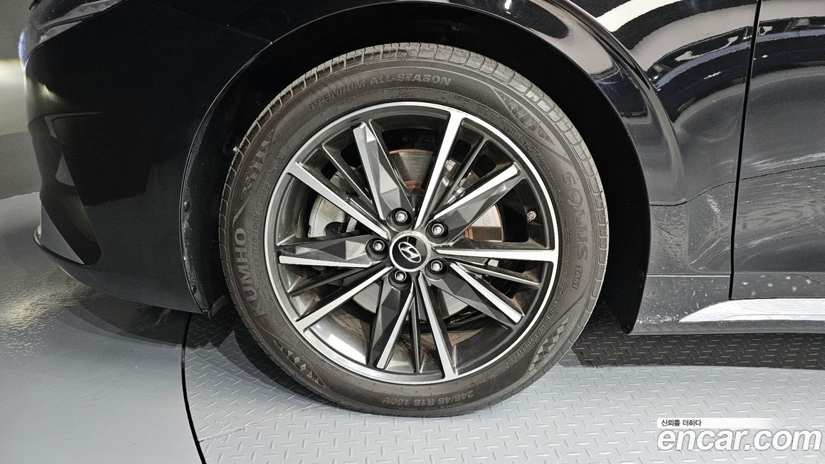 Hyundai Grandeur 2021