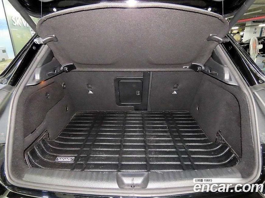 Mercedes-Benz GLA-Class 2019