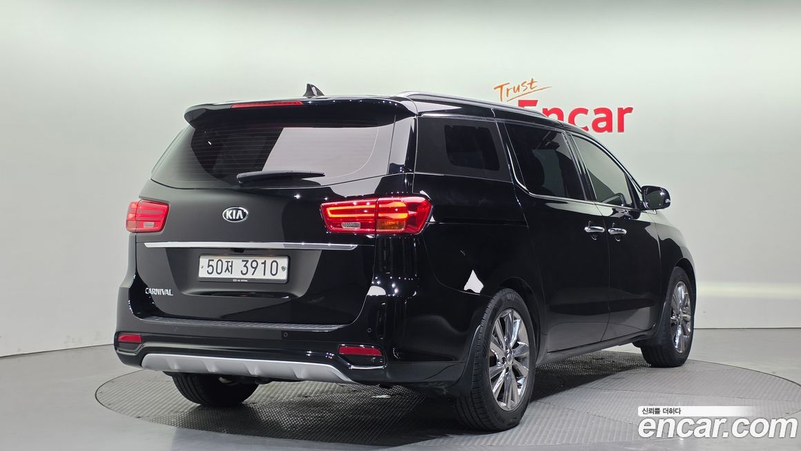 Kia Canival 2019