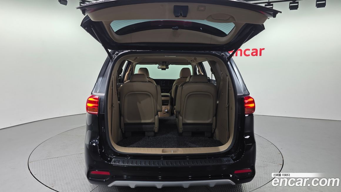 Kia Canival 2019