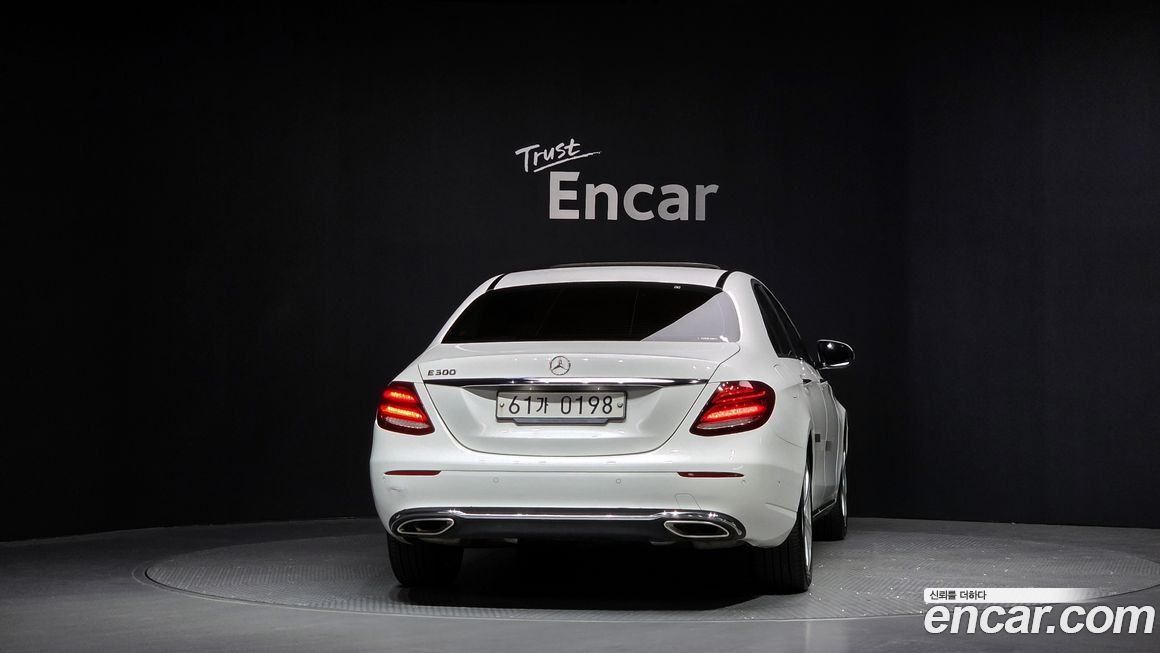 Mercedes-Benz E-Class 2017