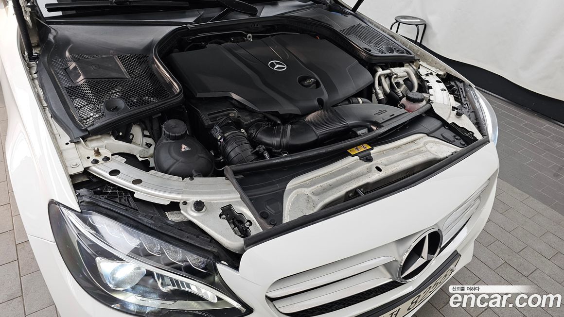 Mercedes-Benz C-Class 2018