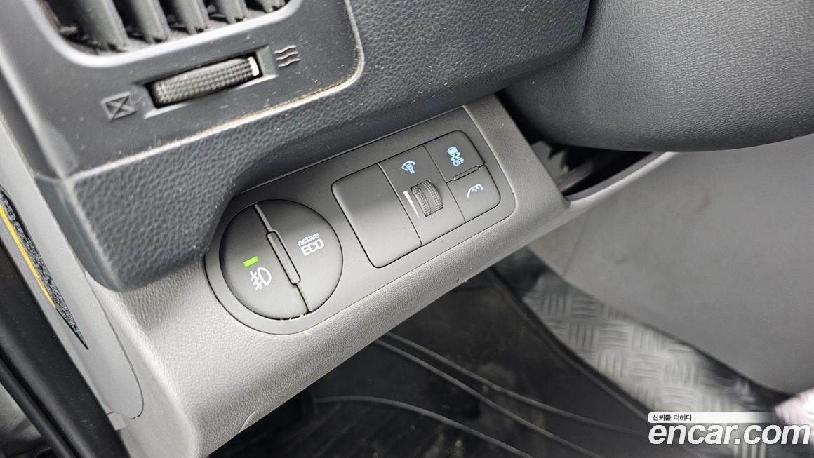 Hyundai Starex 2021