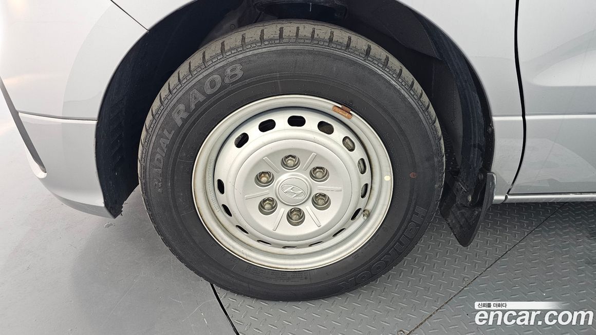 Hyundai Starex 2021
