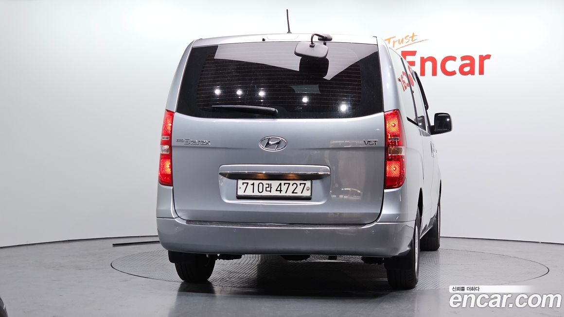 Hyundai Starex 2021