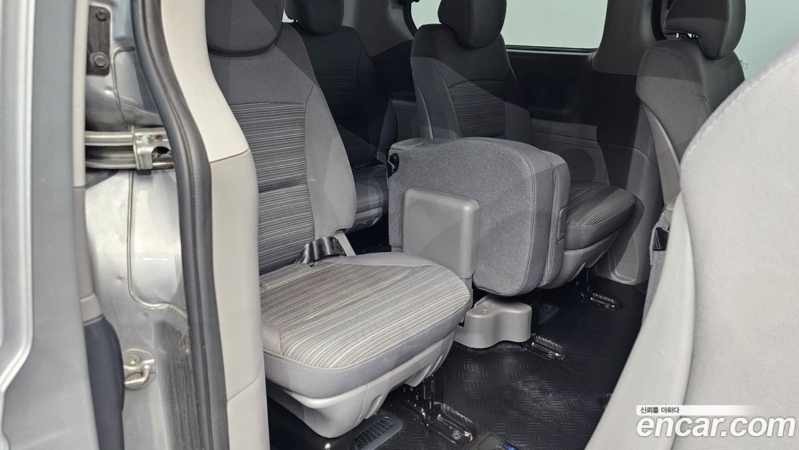 Hyundai Starex 2021