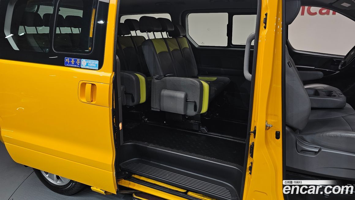 Hyundai Starex 2019