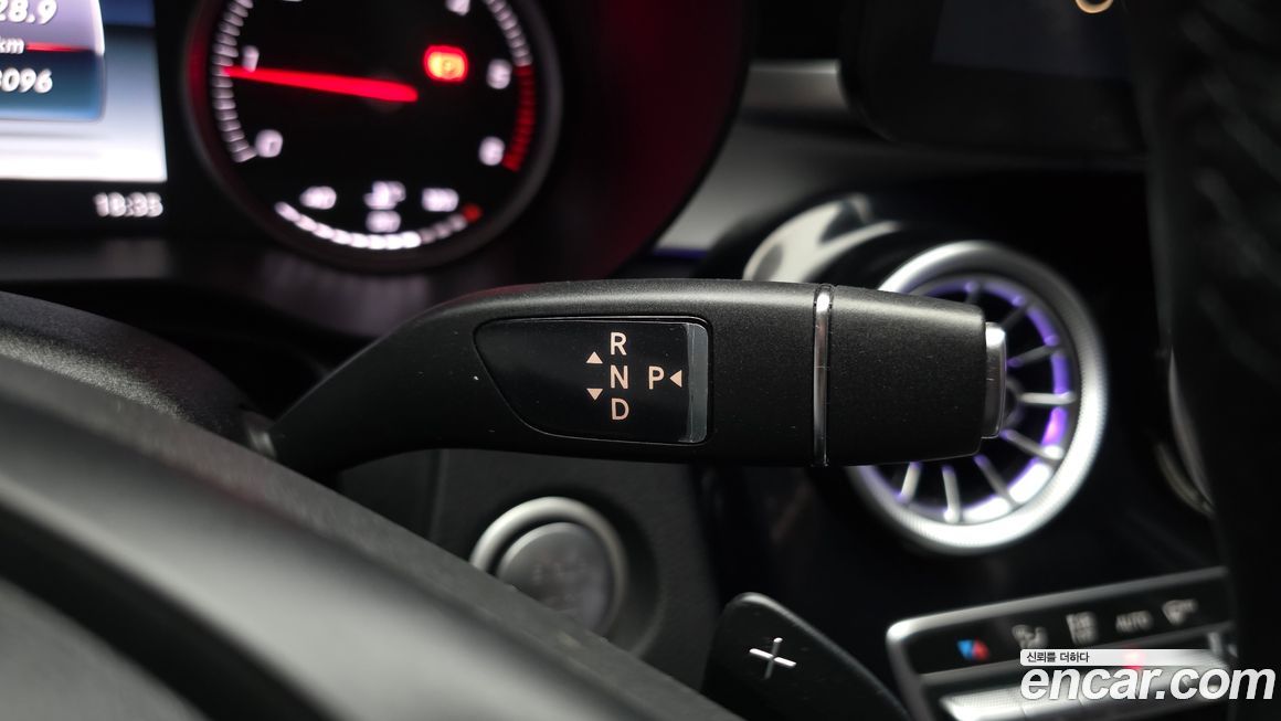 Mercedes-Benz C-Class 2018