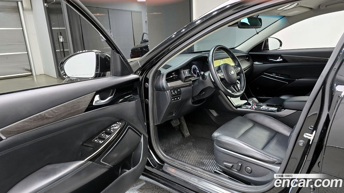 Kia K7 2021