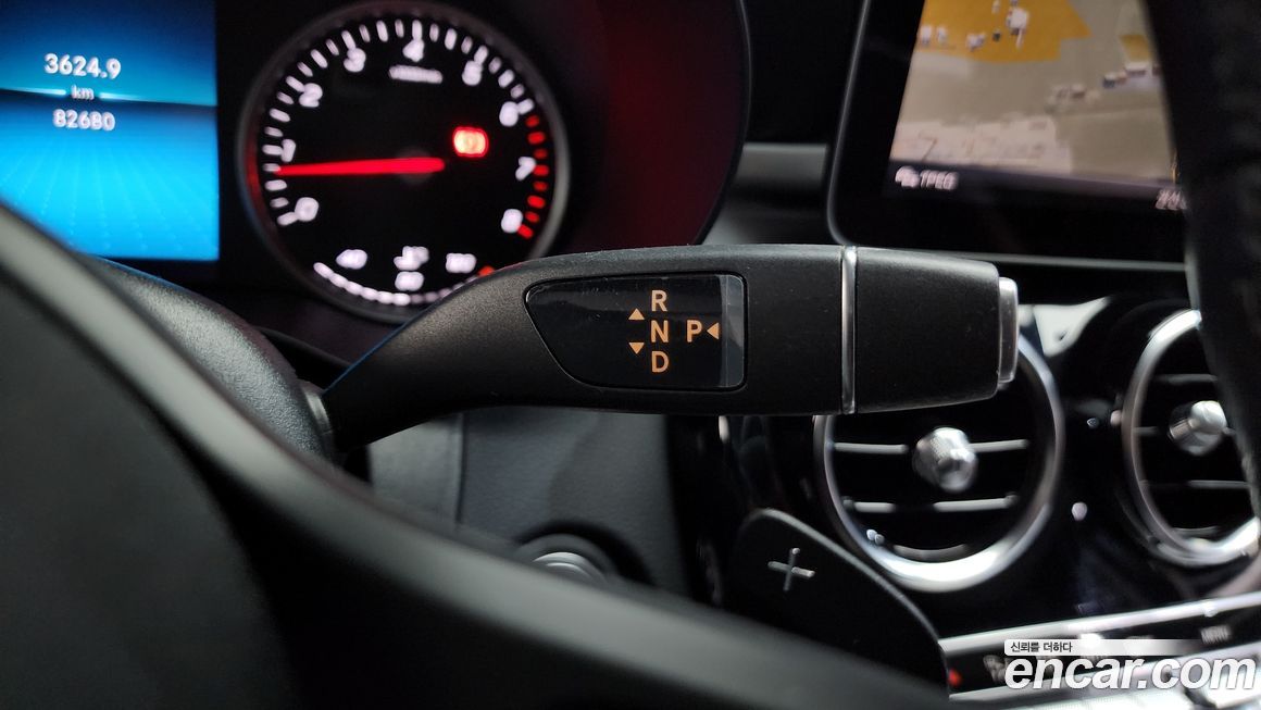 Mercedes-Benz C-Class 2019