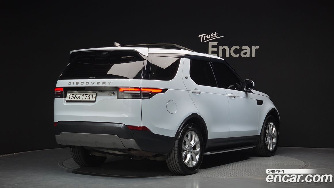 Land Rover Discovery 2019