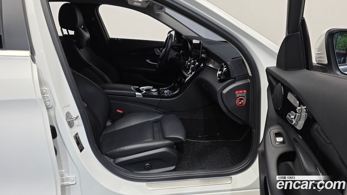 Mercedes-Benz C-Class 2019