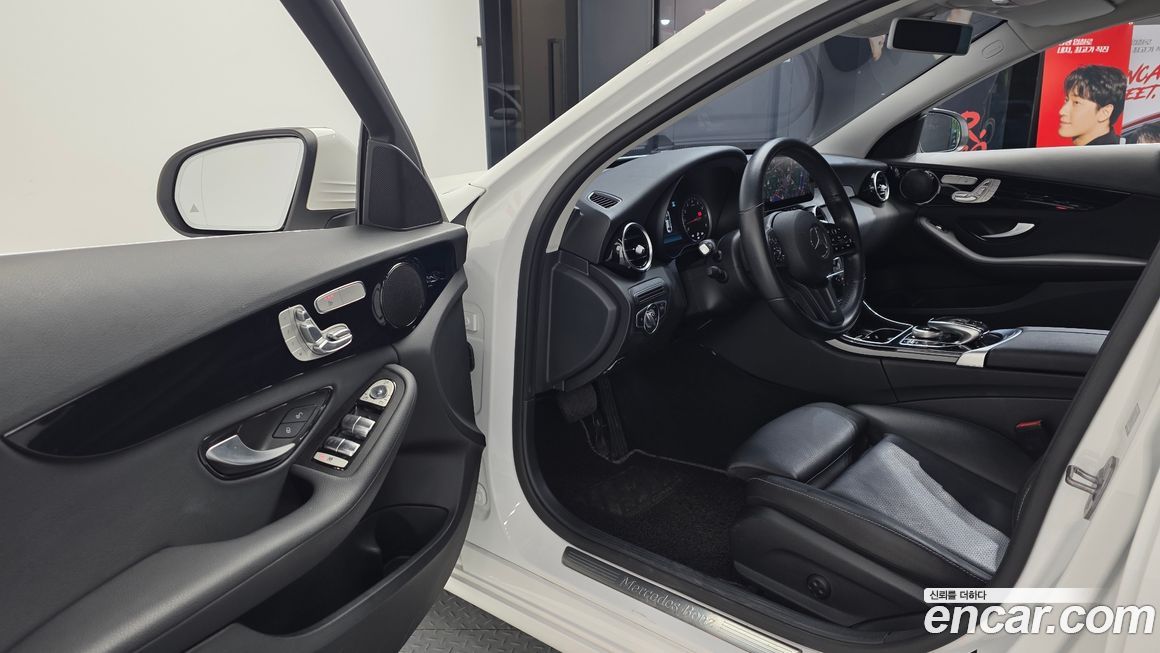 Mercedes-Benz C-Class 2019