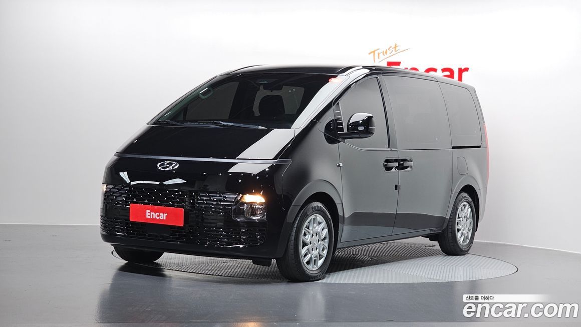 Hyundai Staria 2023