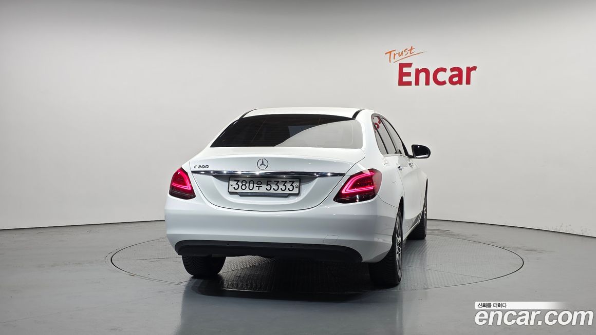 Mercedes-Benz C-Class 2019